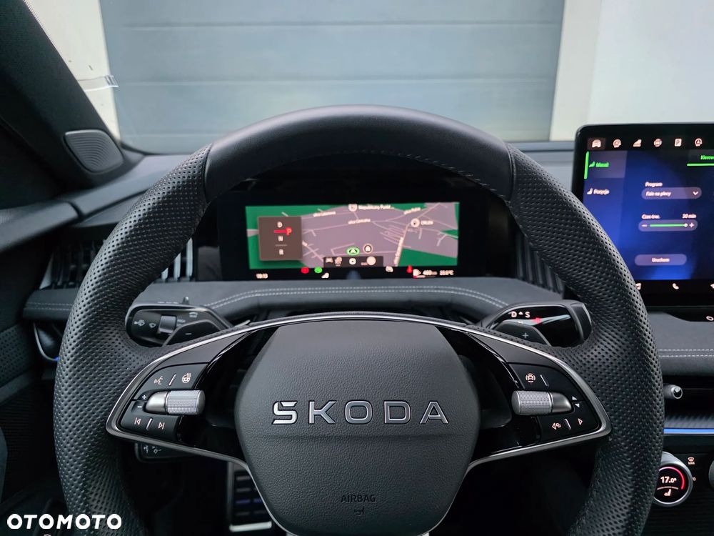 Skoda Superb 2.0 TSI Sportline DSG - 17