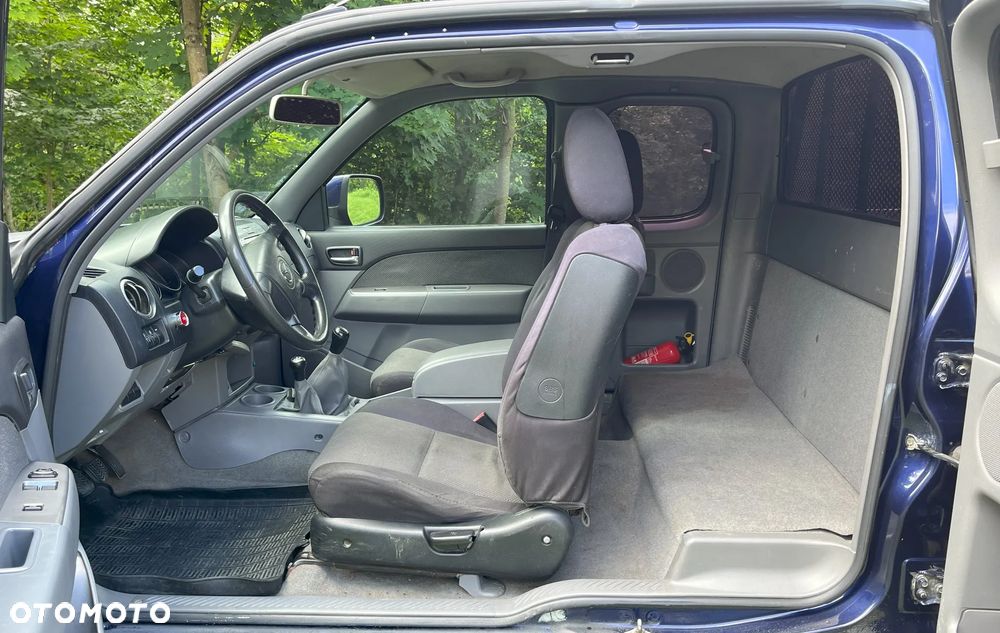 Mazda BT-50 2.5 D L-Cab Toplands - 10