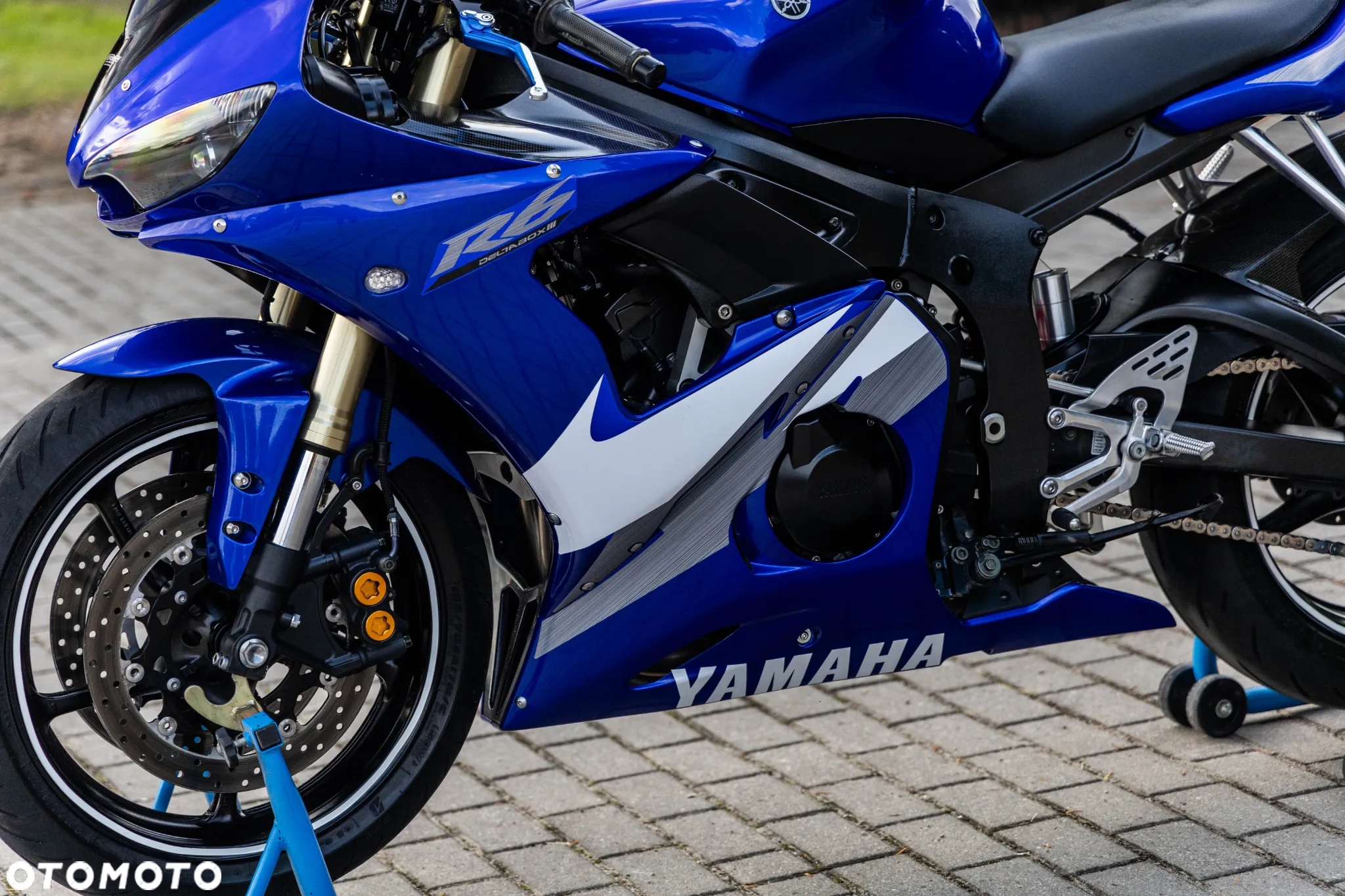 Yamaha R6 - 12
