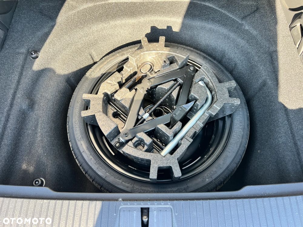 Volkswagen Passat Variant 1.5 TSI EVO Business DSG - 35