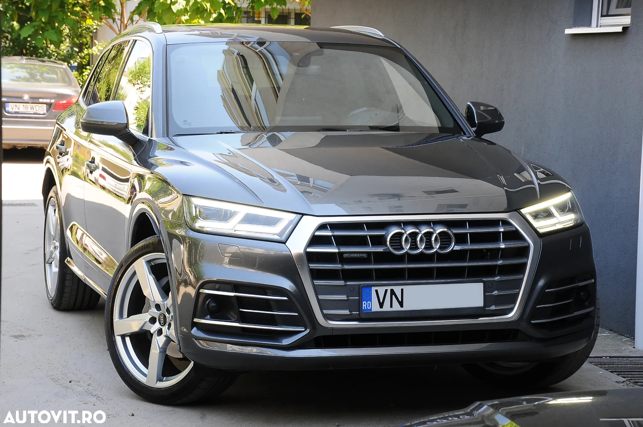 Audi Q5 2.0 40 TDI quattro S tronic Design - 25