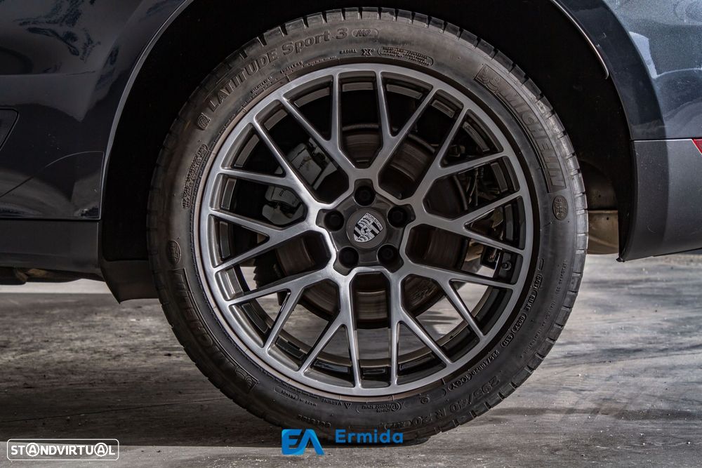 Porsche Macan S All Weather - 19
