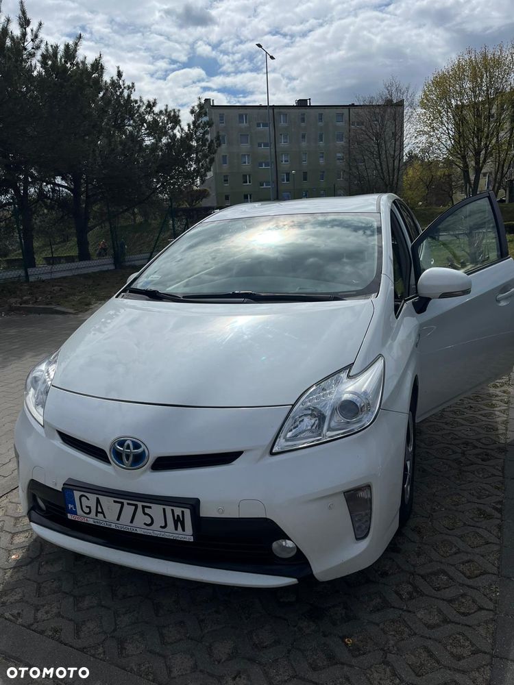 Toyota Prius 1.8 HSD Luna - 9