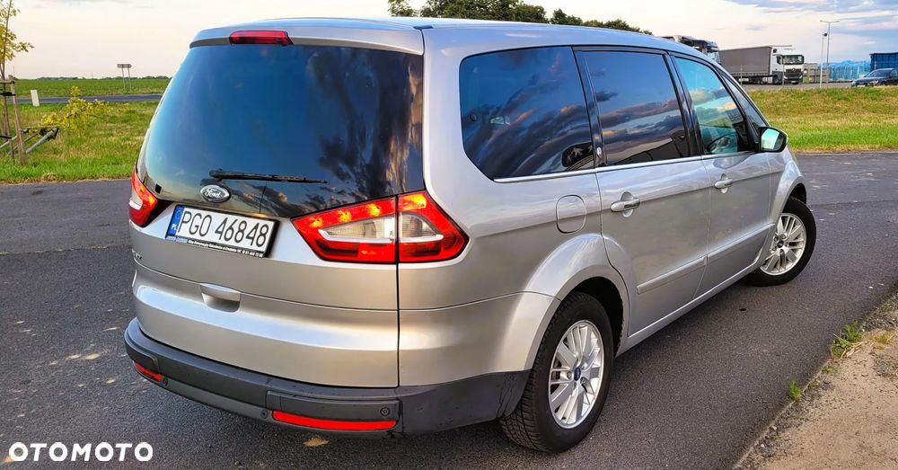 Ford Galaxy 2.0 Ghia - 4