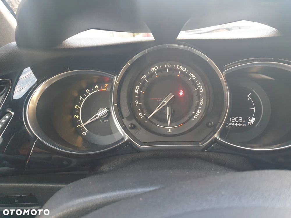 Citroën DS3 THP 155 SportChic - 22