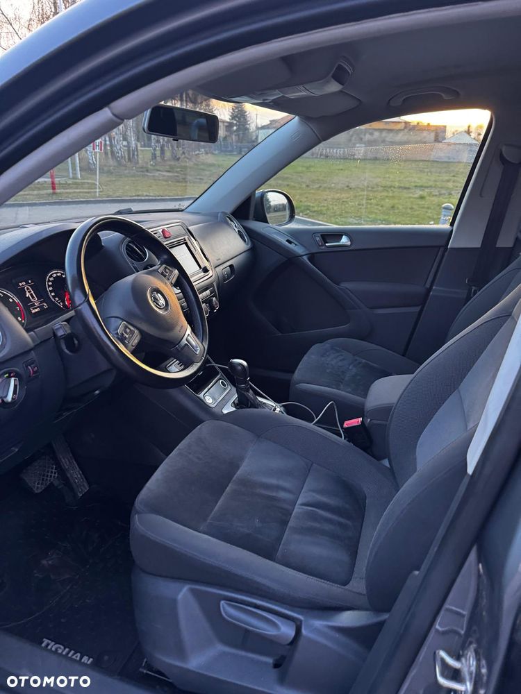 Volkswagen Tiguan - 11