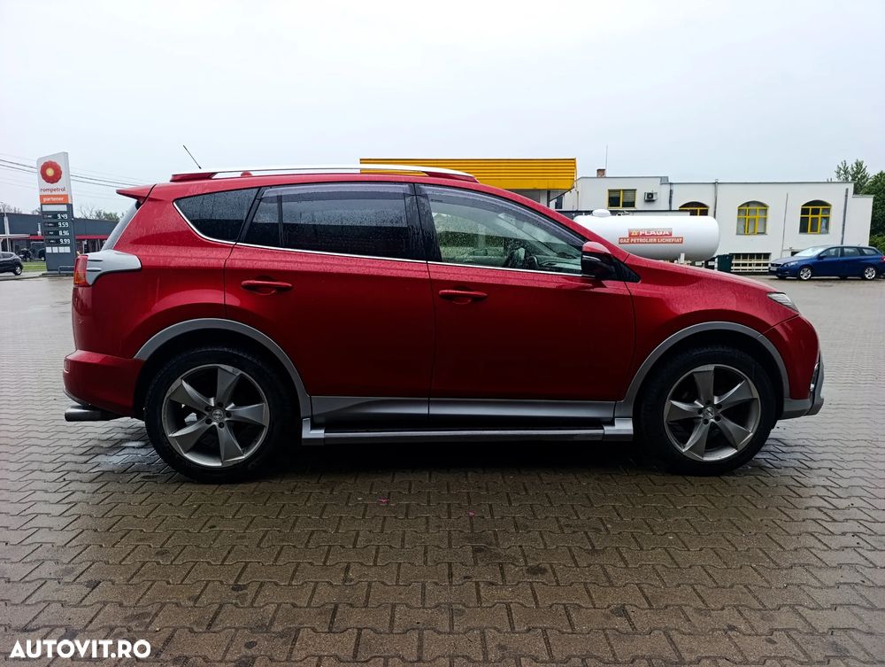 Toyota RAV4 2.2 D-4D 4WD Luxury - 5