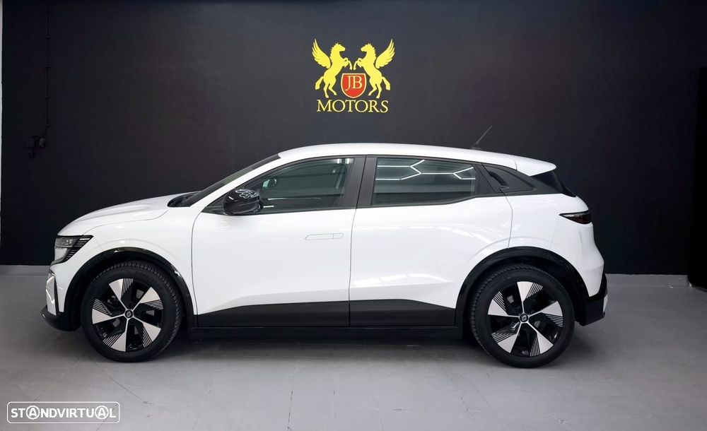 Renault Mégane E-Tech - 2