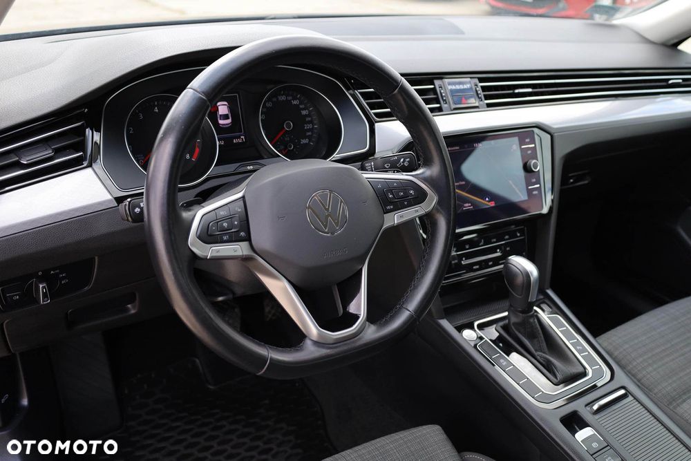 Volkswagen Passat 2.0 TSI Business DSG - 12