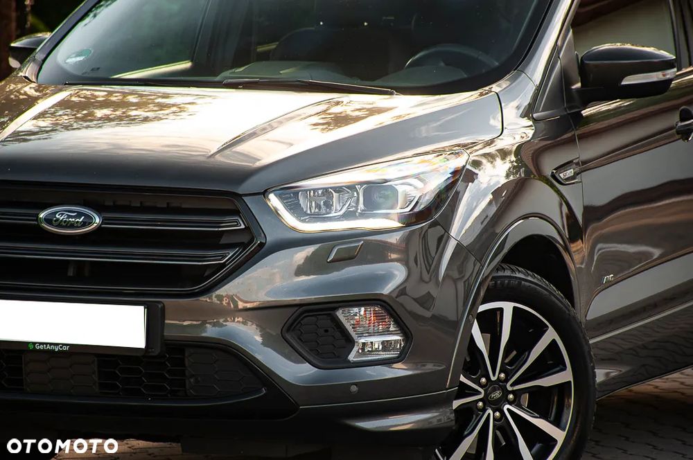Ford Kuga 2.0 TDCi 4x4 ST-Line - 31