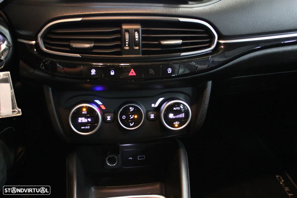 Fiat Tipo Cross 1.3 Multijet City - 11