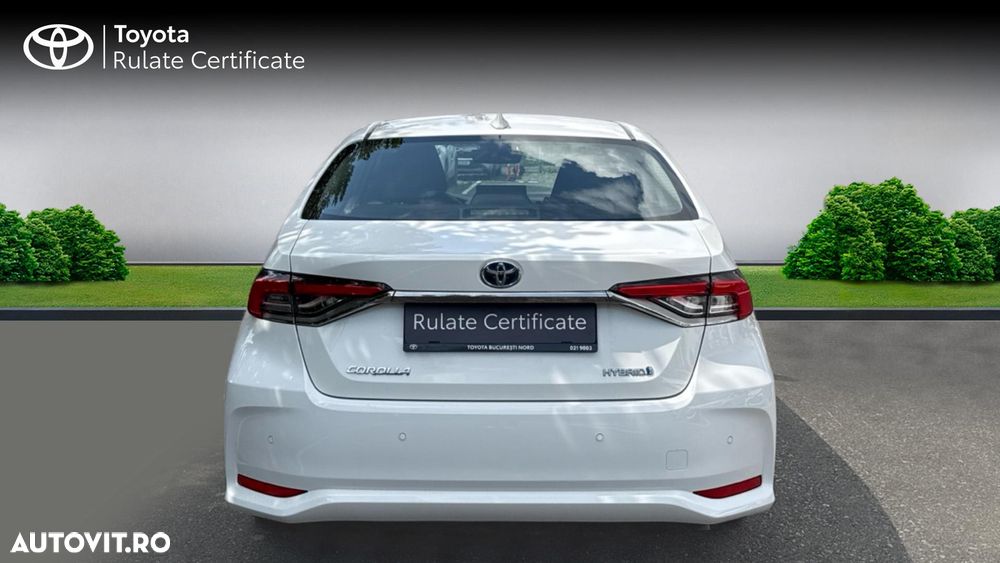 Toyota Corolla 1.8 HSD Business - 4