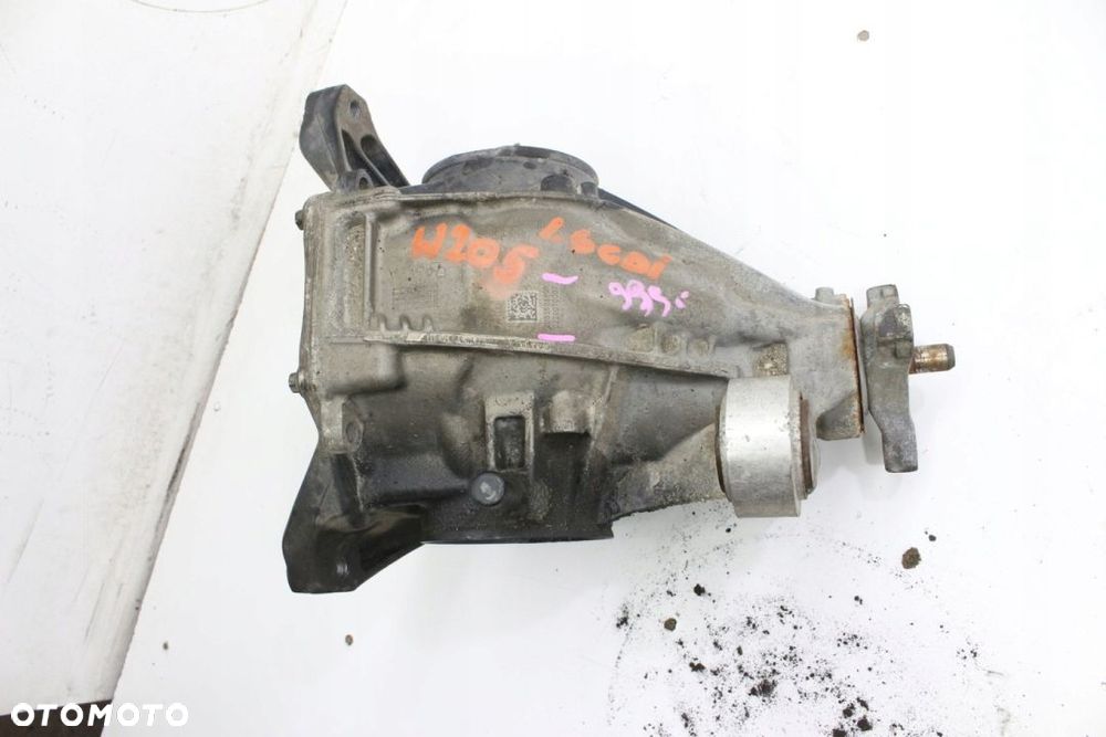 MERCEDES W205 MOST DYFERENCJAŁ 1.6 CDI 2053506909 - 6