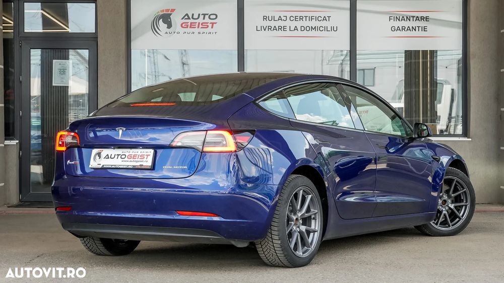 Tesla Model 3 Langstreckenbatterie Allradantrieb Dual Motor - 7