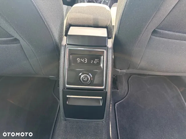 Skoda Superb 1.6 TDI Comfort / Active Greenline - 22