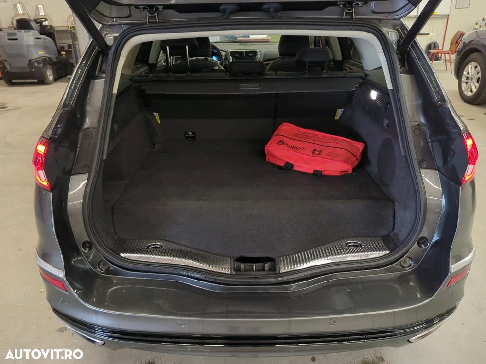 Ford Mondeo - 7