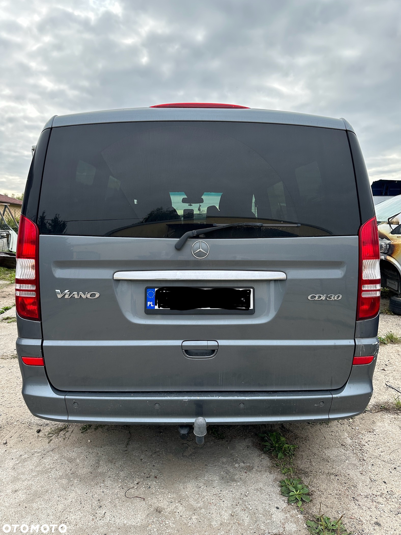 Mercedes VIANO 3.0 cdi 2011r karoseria dokumenty drzwi maska fotel klapa szyba stolik lampa lift relingi skrzynia tapicerka części - 4
