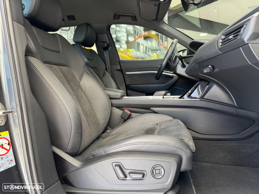 Audi e-tron 55 quattro S line - 40