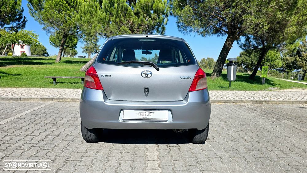 Toyota Yaris 1.0 VVT-i Sol+AC - 11