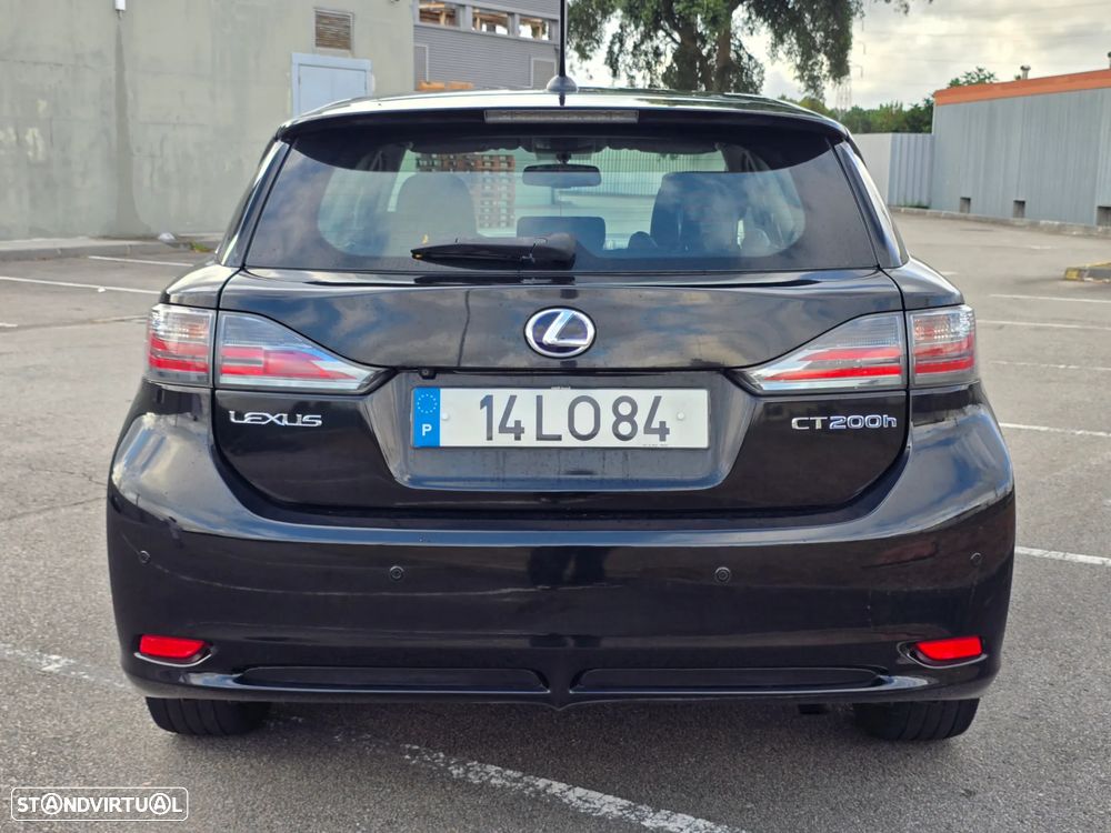 Lexus CT 200h - 6
