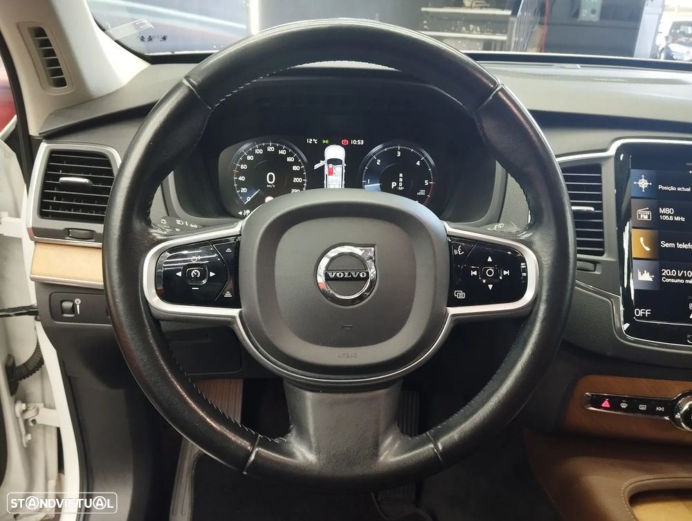 Volvo XC 90 2.0 B5 Momentum Plus AWD - 21