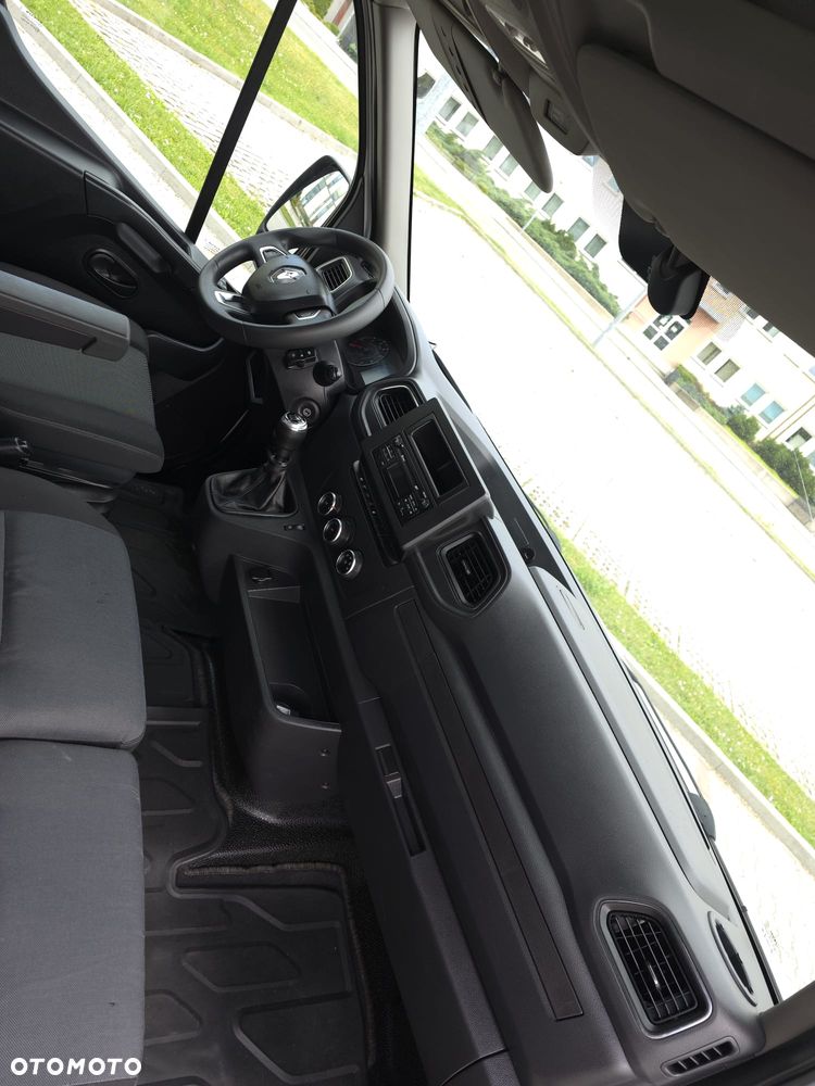 Renault Master - 3