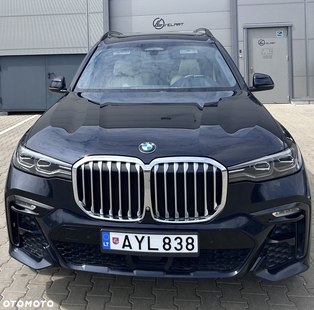 BMW X7 xDrive40i - 2