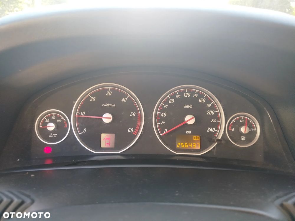 Opel Vectra 1.9 CDTI Comfort - 4