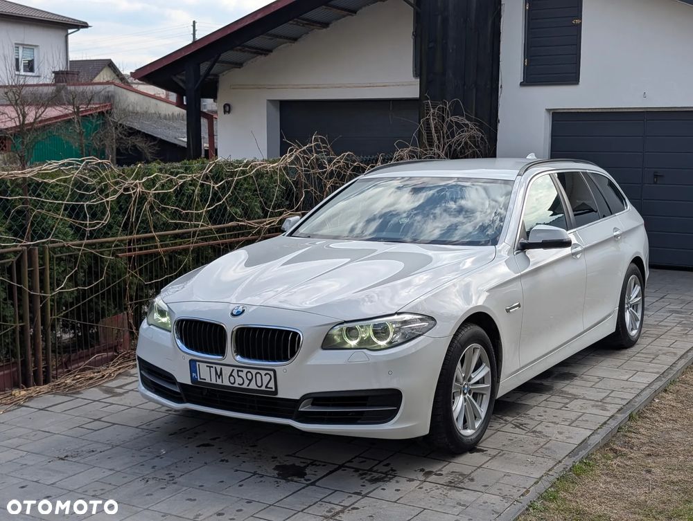 BMW Seria 5 520d xDrive - 9