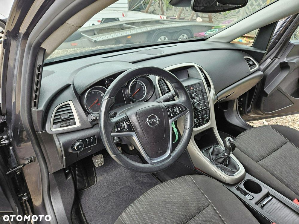 Opel Astra - 8