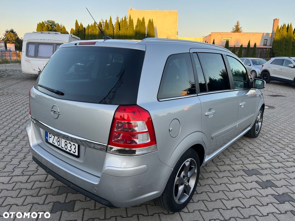 Opel Zafira 1.7 CDTI Cosmo EU5 - 6