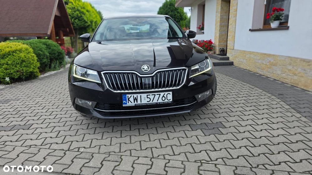 Skoda Superb 2.0 TDI Style DSG - 5
