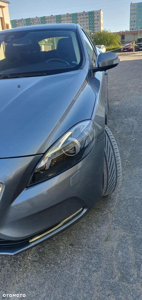 Volvo V40 T2 - 7