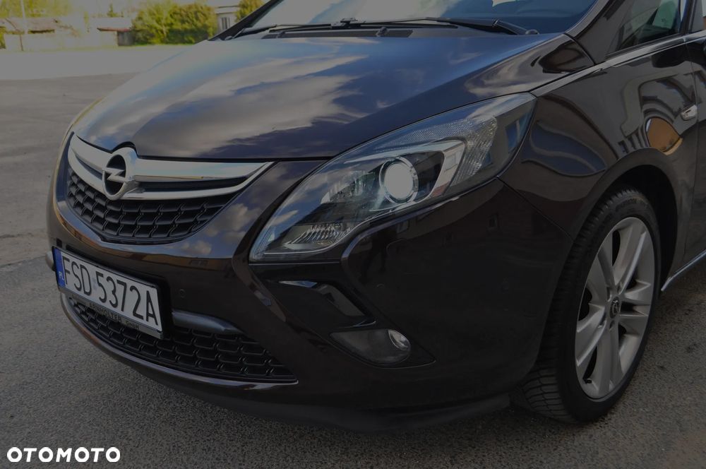 Opel Zafira - 36