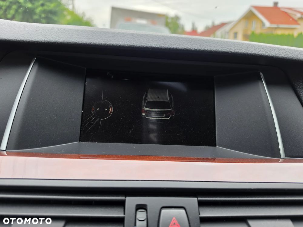 BMW Seria 5 - 13