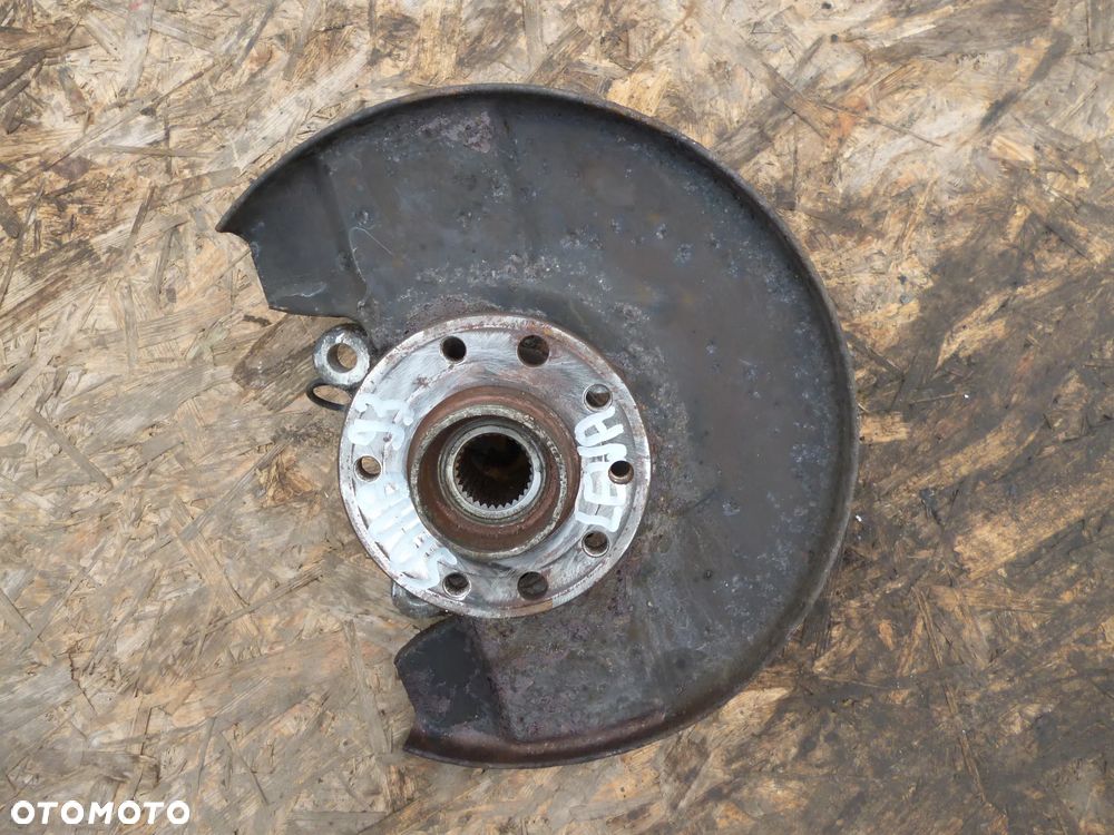 saab 93 II 1.8t zwrotnica lewa