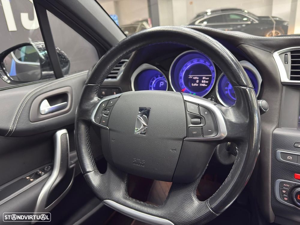 DS DS4 Crossback 2.0 BlueHDi Sport Chic EAT6 - 29