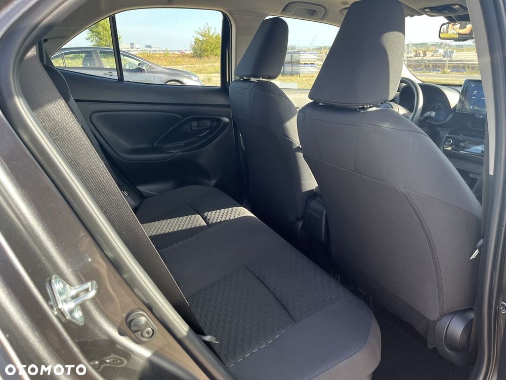 Toyota Yaris Cross Hybrid 1.5 Comfort - 12