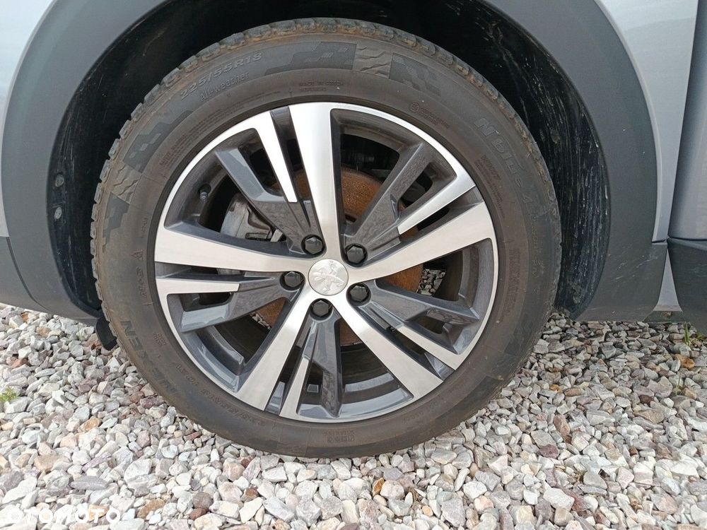 Peugeot 3008 1.5 BlueHDi Allure Pack S&S EAT8 - 11
