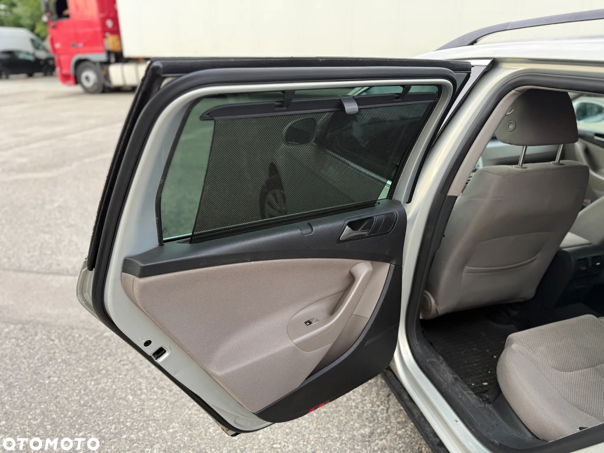 Volkswagen Passat 2.0 TDI DPF Comfortline - 15