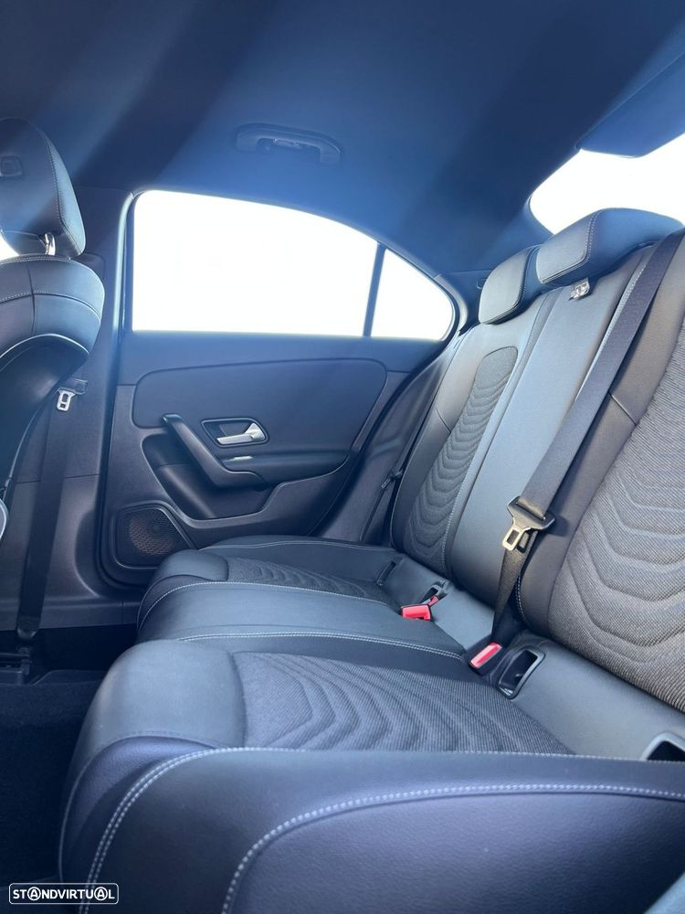 Mercedes-Benz A 250 - 12