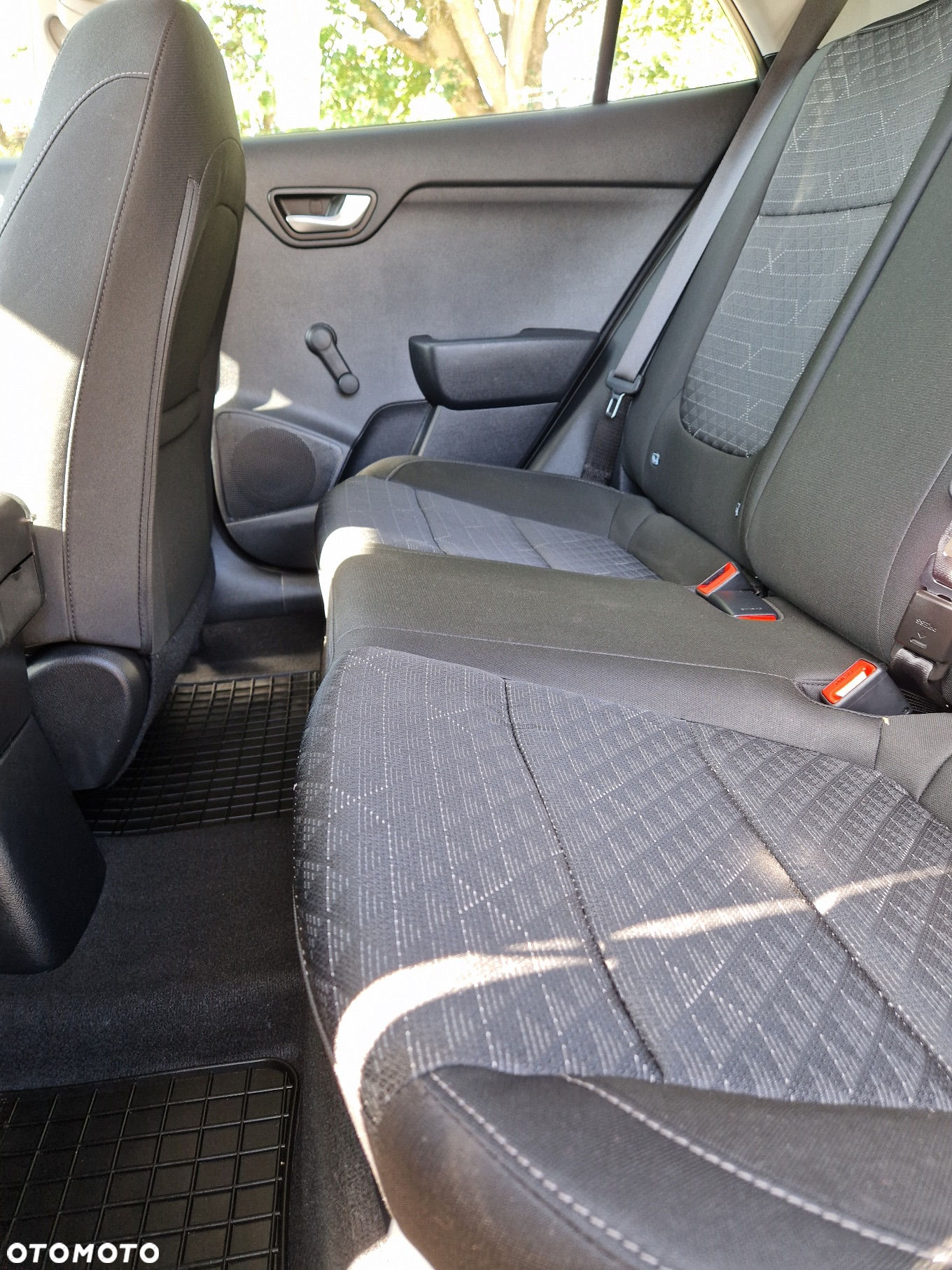 Kia Rio 1.2 M - 9