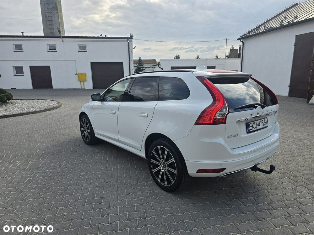 Volvo XC 60 - 4