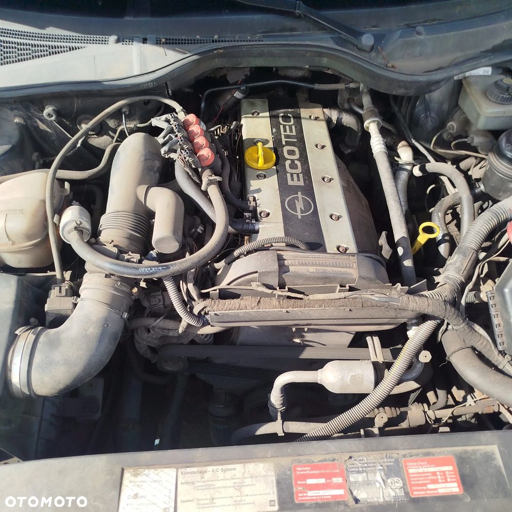 Opel Omega na części . - 6