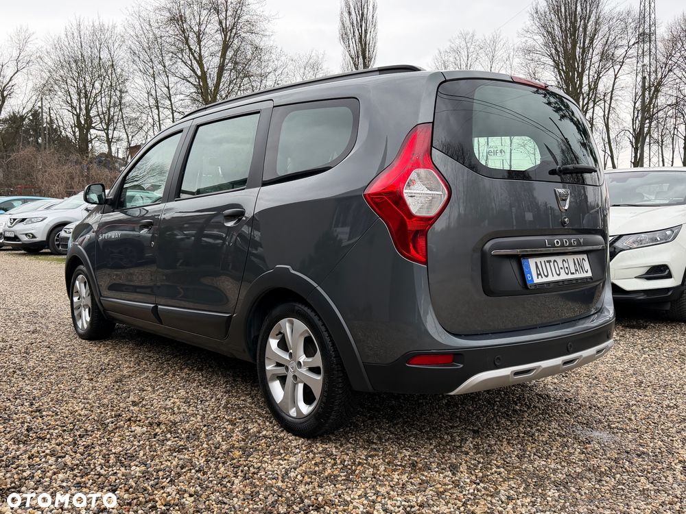 Dacia Lodgy TCe 115 Stepway - 4