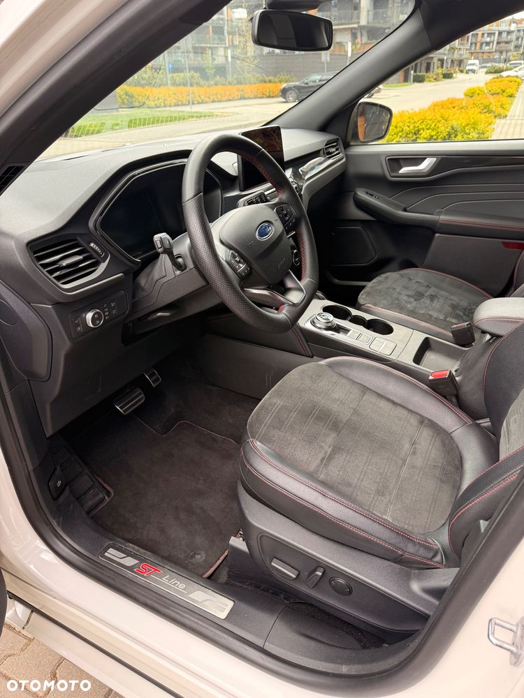 Ford Kuga 2.5P PHEV FWD ST-Line X - 6