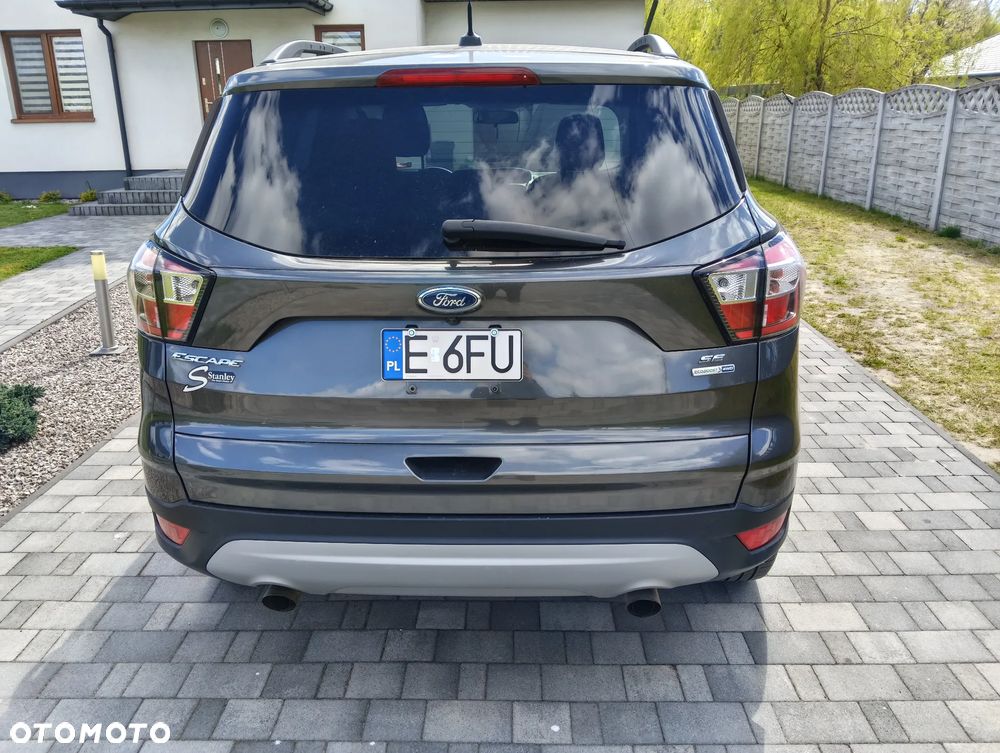 Ford Escape - 4