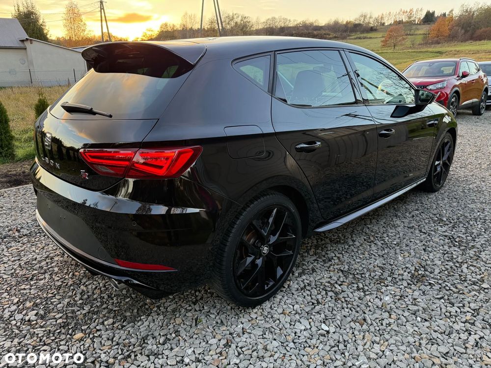 Seat Leon 2.0 TDI FR Black S&S - 13
