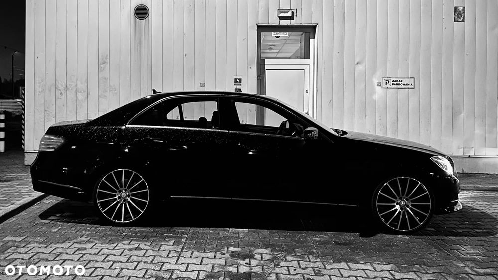 Mercedes-Benz Klasa E 200 CDI DPF BlueEFFICIENCY Automatik Avantgarde - 11