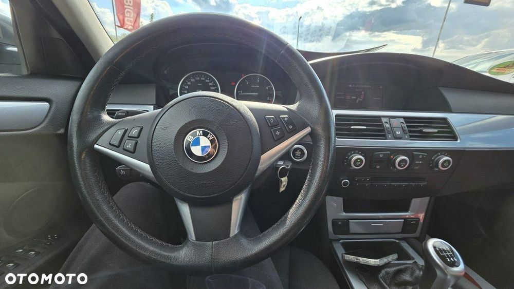 BMW Seria 5 - 10